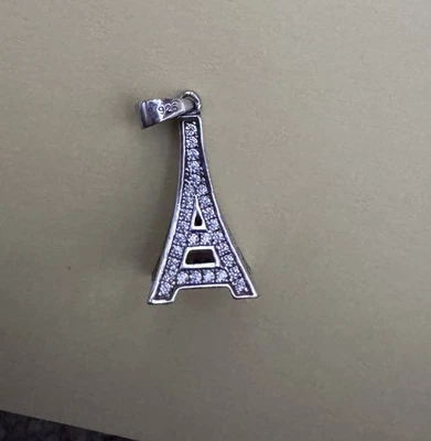 Beautiful Eiffel Tower Pendant 925 Sterling Silver - Image 1 of 4
