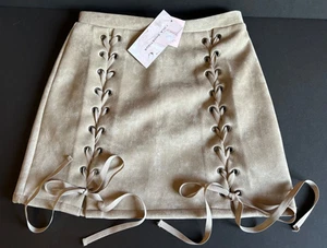 Honey Punch Women's Mini Skirt Size S Tan Taupe Faux Suede Lace Up NWT Festival - Picture 1 of 8