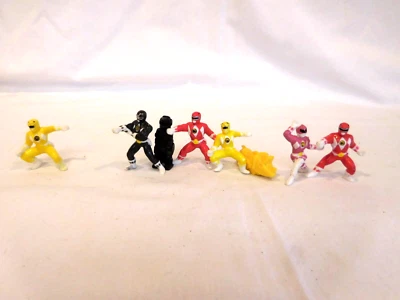 Lote Mini Figuras Coleccionables Power Rangers PVC 1 1/2" 1994 Mighty Morphin + 2 Di Foto 1 de 4