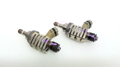 Inyector de combustible del motor Lexus LS460 2007-2017 (23250-31030) *ANILLO NEGRO OEM Foto 1 de 4