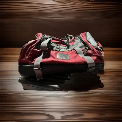 Mochila de Bagagem Ricardo Beverly Hills Rolling Duffel Bag 30” ~ Usada Boa - Imagem 1 de 4