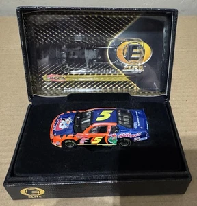 2002 Terry Labonte Kellogg's 1:64 scale ELITE car - Picture 1 of 3