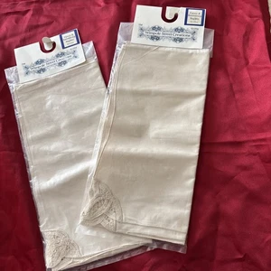 2 Pezzi Tovaglioli Wimpole Street Vintage Crema Battenburg Pizzo Bordo Angolare 11” X 11” - Foto 1 di 4