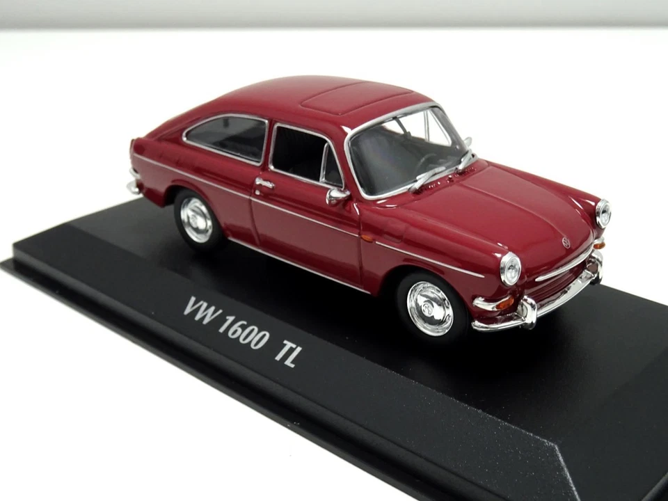 Volkswagen VW 1600 TL Tipo 3 Modellino Maxi Minichamps 1 43 Rosso 940055321