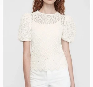 NEW EXPRESS Blouse crochet eyelet puff sleeve shirt top XS ivory Career $59 - Picture 1 of 12