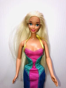 Vintage Barbie Platinum Hair Doll W Pink Colorful Dress 1966 Body 1976 Head Mattel - Bild 1 von 6
