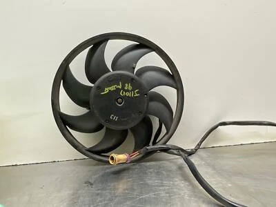 1998 VOLKSWAGEN PASSAT RADIATOR COOLING FAN ASSEMBLY 98 99 00 01 02 03 04 05 Foto 1 de 4
