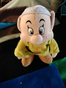 Disney Store - Dopey - Snow White & Dwarfs - Standing Plush - 11" - Picture 1 of 7