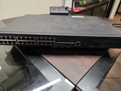 Switch HP (HPE) JG936A 5130-24G-PoE+ -4SFP+ EI Switch #W3215 - Imagem 1 de 4