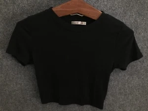 Heart & Hips Crop Top Womens Size Small Black Criss Cross Back Strap Open - Picture 1 of 8