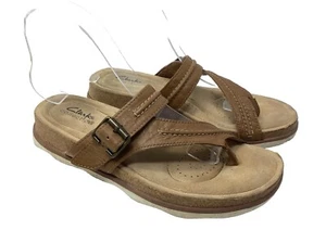 Clarks Brynn Hope hellbraune Damen-Leder-Pantoletten mit Schnalle Flip-Flop Riemengröße 9 - Bild 1 von 8