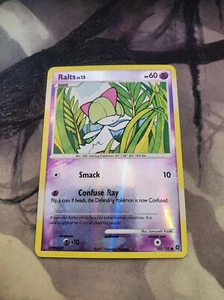 Pokemon - Ralts 102/132 Reverse Holo D&P Secret Wonders LP/MP - Bild 1 von 3