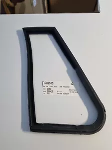cuarto de luz de goma sello ventana 1/4 mgb roadster 17h2505 17h2506 qtr - Imagen 1 de 4