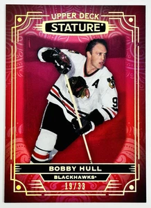 2022-23 Upper Deck Stature Bobby Hull #5 Red SP/33 Chicago Blackhawks - Imagen 1 de 2