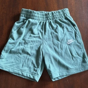 Boys Nike Shorts Pockets, Green, Medium - Picture 1 of 8
