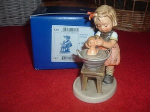 HUMMEL Doll Bath, #319, TMK-7, NEW, Mint, Original Box - Picture 1 of 2