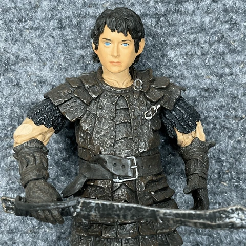 VTG The Lord of the Rings King Frodo Golbin Disguise Armor  4.5" Action Figure Cover