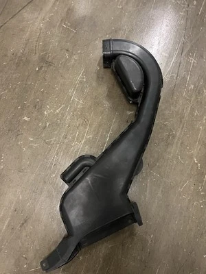 2008-2013 NISSAN ROGUE AIR INTAKE INLET GENUINE OEM - Image 1 of 3