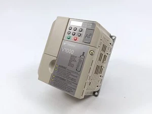 YASKAWA CIMR-VC4A0001BAA VZA40P2BAA V1000 Compact Ac Drive - Picture 1 of 5