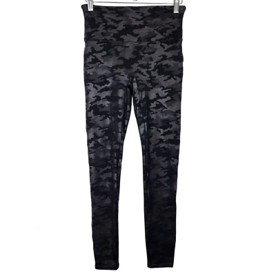 Leggings SPANX de imitación de cuero para mujer M negro mate camuflaje tiro alto 20185R adelgazantes Foto 1 de 4