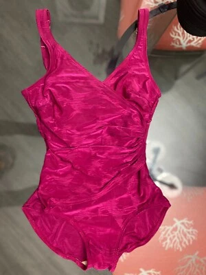 Traje de baño de una pieza para mujer Roxanne talla 8/32B Foto 1 de 2