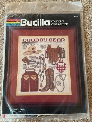 Kit de punto de cruz contado Cowboy Gear Bucilla sombrero chaps botas de montar espuelas riendas Foto 1 de 4