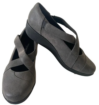 Easy Spirit Karlette 7.5 faux leather shoes GRAY slip on comfort cross strap NEW - Image 1 of 4