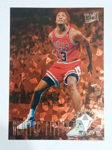 1994-95 Fleer Ultra SCOTTIE PIPPEN Defensive Gems Insert #4 Chicago Bulls - Picture 1 of 2