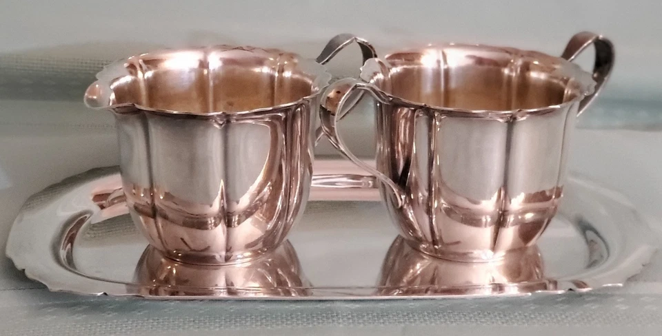 Juego de crema y azucarero abierto Eagle Wm Rogers plateado vintage con bandeja Foto 1 de 4