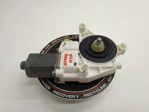 Mercedes ML W164 2009 NSF Passengers Front Left Window Motor A2518200742 - Picture 1 of 9
