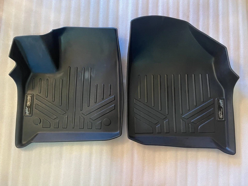 2018-2020 Chevrolet Traverse SMARTLINER Custom Floor Mats 1st Row Liner Front ma - Image 1 of 4