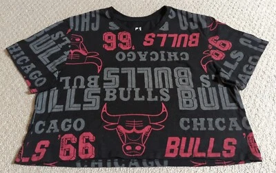 NBA Womens Large Black Cotton Blend Chicago Bulls Graphic Cropped T Shirt 24 - Image 1 of 3