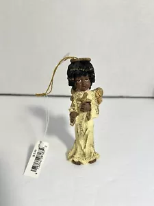 Mervyn’s California Black Angel adorno de Navidad 4” - Imagen 1 de 8