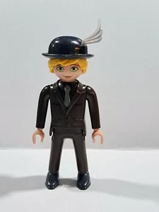 PLAYMOBIL FIGURA LADYBUG COMPLETA , CON SOMBRERO - 21/3/18 - Imagen 1 de 1