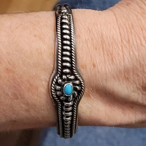 Braccialetto Estate Vintag Argento Sterling & Turchese Nativi Americani LFHW - Foto 1 di 3