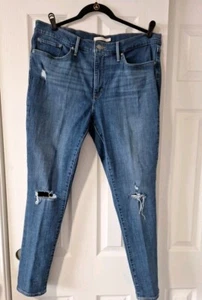 Womens Levi's 311 Shaping Skinny Leg Ripped Jeans Sz 33 EUC!  - Picture 1 of 11