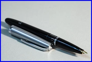 FABER CASTELL Progress 55S Kolben Füller in Schwarz & Stahl mit MEDIUM Feder - Bild 1 von 7