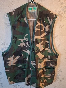 Small Game/shell Hunting Vest XL Woodland Camo, - Picture 1 of 6