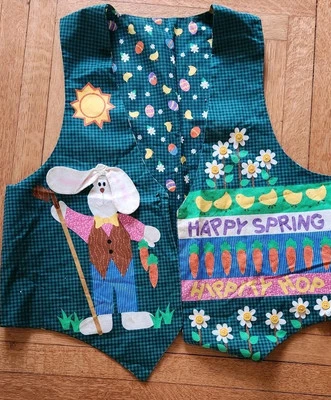 Chaleco Hecho a Mano Primavera Pascua Reversible Caprichoso Conejito De Colección Boho Chic  Foto 1 de 4