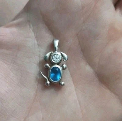 Colgante vintage de topacio azul esterlina/piedra de nacimiento de diciembre circonita cúbica para perro Foto 1 de 3