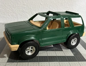 Vintage Tootsie Toy Ford Explorer Green 2 Door Plastic Toy approx 10" Made USA - Picture 1 of 14