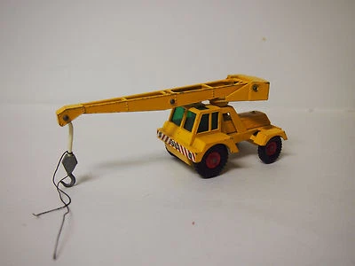 VINTAGE ORIGINAL MATCHBOX SERIES KING SIZE NO. 14 TAYLOR JUMBO CRANE ENGLAND - Image 1 of 4