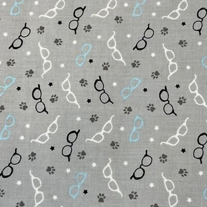 Cats Rule Paw Prints & Glasses Camelot Cotton Fabric Fat Quarter Or Continuous - Picture 1 of 12