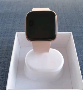 Fitbit Versa 2 Health & Fitness Smartwatch - Petal /Copper Rose Aluminum - Picture 1 of 3