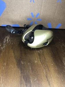 Abu Garcia usa 1 Ultra Cast Reel Ambassadeur - Picture 1 of 9