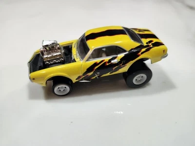  JOHNNY LIGHTNING  ZINGERS 68 pontiac firebird  WHITE LIGHTNING & rubber tires   - Image 1 of 4