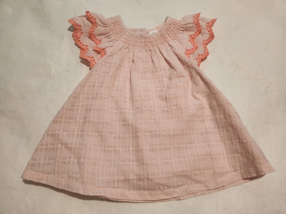 Nuevo con etiquetas Vestido Floral Baby Gap Niñas Rosa Manga Ojales Calado Foto 1 de 1
