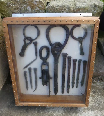 Fer Forgé Haute Epoque ensemble d'éléments de Bateau Clous Poulie Anneaux XVIII - Photo 1/4