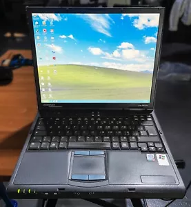Compaq EVO N610c - Pentium 4M 2,0 GHz (2002) - Foto 1 di 7