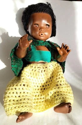 POUPÉE Vintage des années 60, à la peau noire, marque Schildkröt, taille 30 cm. - Photo 1/4